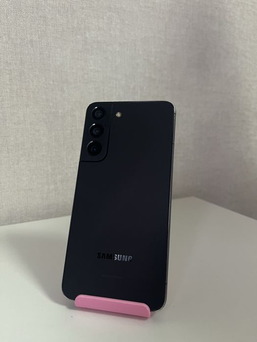 Продам samsung s22