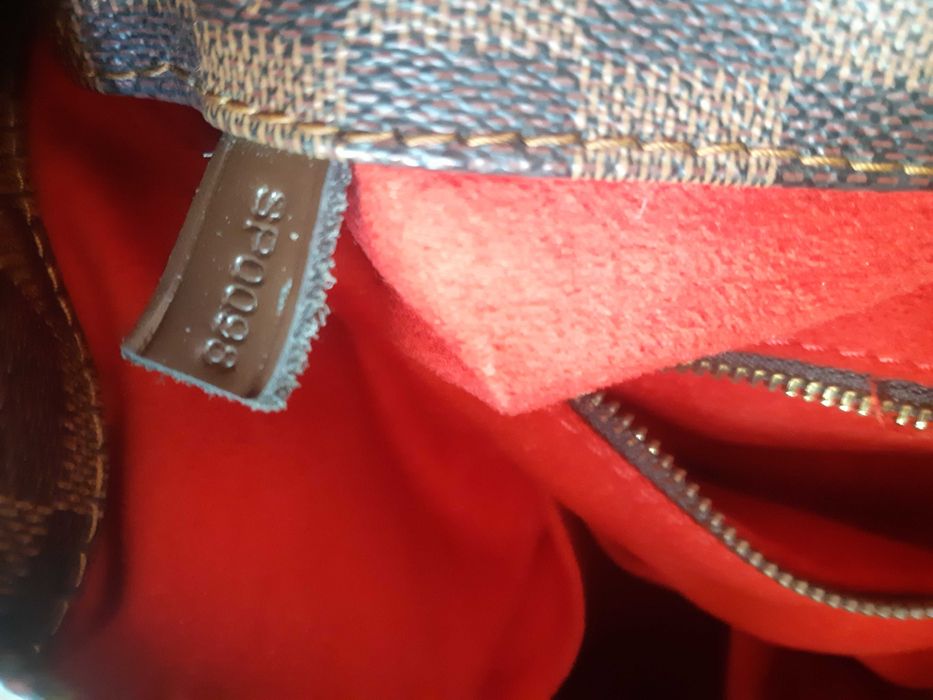 Louis Vuitton чанта