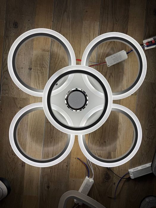 Люстра потолочная LED с пультом