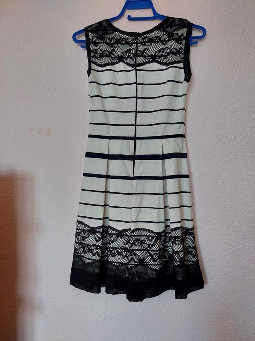 Черно-бяла Ежедневна рокля