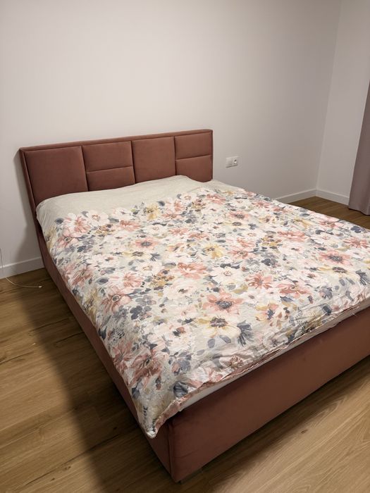 Чисто нова спалня с ортопедичен матрак