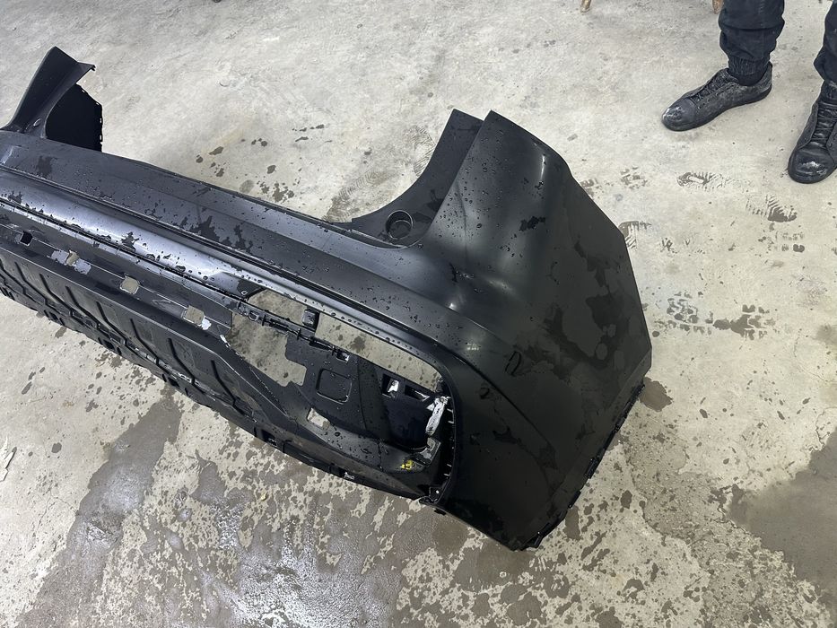 Бампер передний Geely monjaro