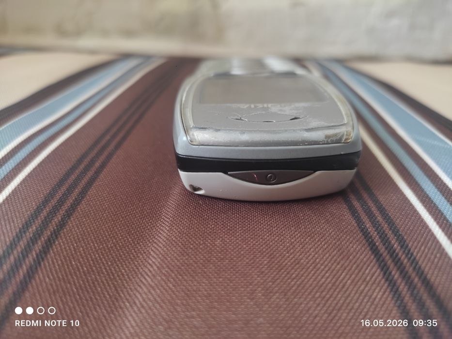 Nokia 6100 (оригинал)