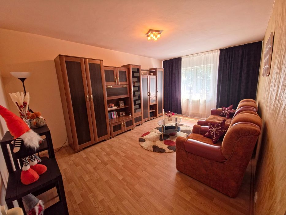 Apartament 2 camere zona Lisimed etaj 1/4(la cheie) mobilat si utilat