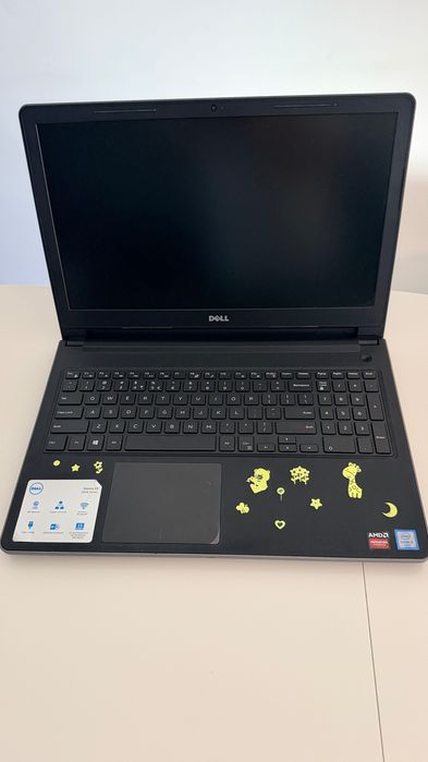 Dell Vostro 15-3568 stare foarte buna cu Win 11 Pro instalat cu licenta conectata la hardware