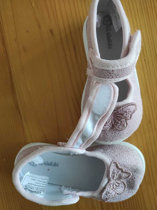 Бебешки обувки LC Waikiki за момиче, размер 21