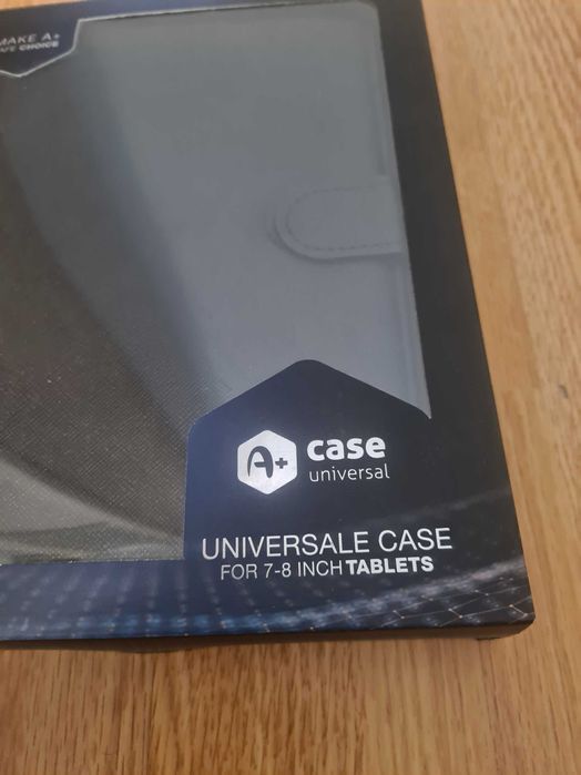 Husă cu tastatură tabletă