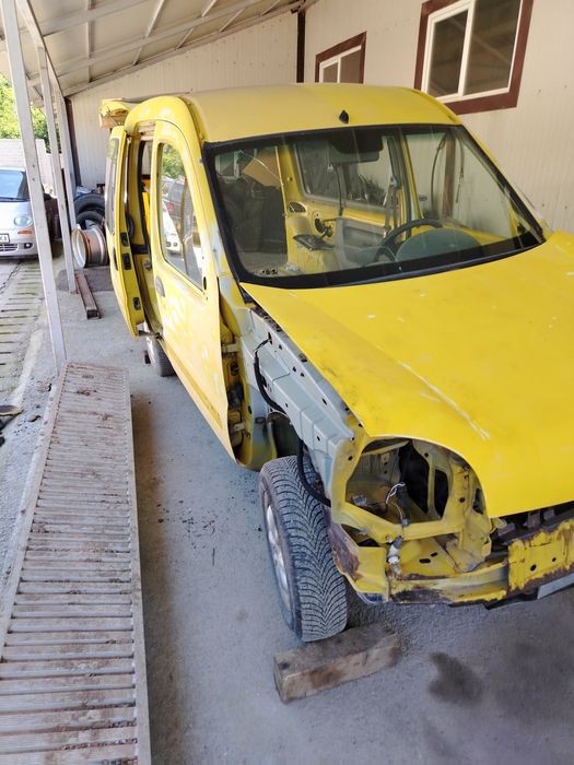 Dezmembrez Renault kangoo