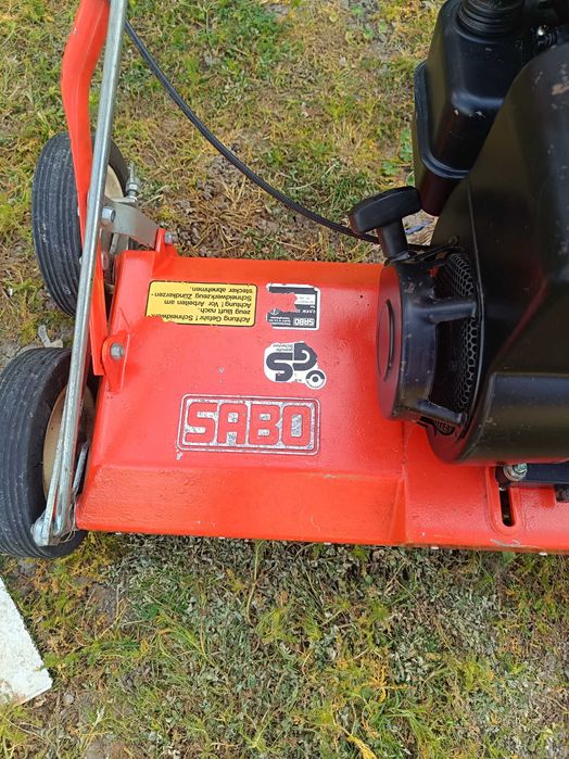 Scarificator de gazon pe benzina SABO