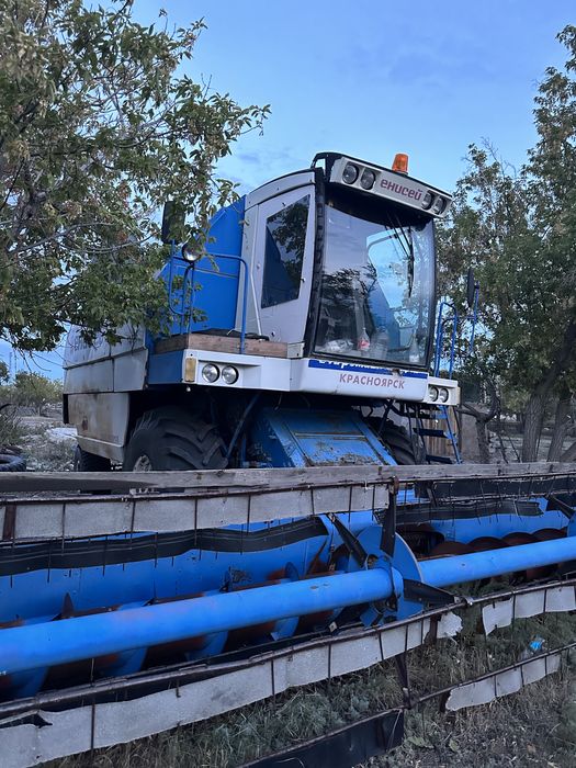 Продам комбайн