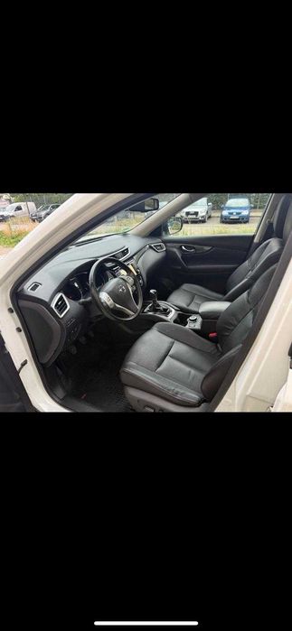 Vand - Nissan x-trail T32 Tekna full option