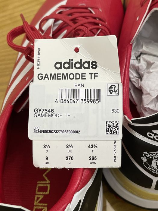 Кроссовки Adidas