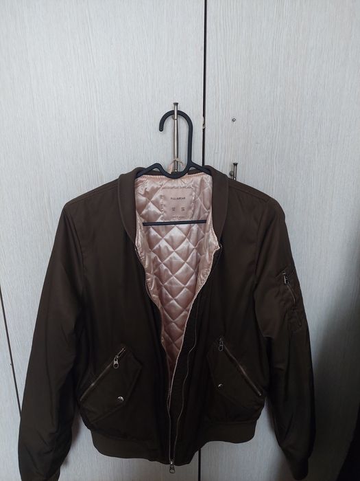 Geacă bomber damă Pull&Bear matlasată, kaki, mărimea M – casual / urba