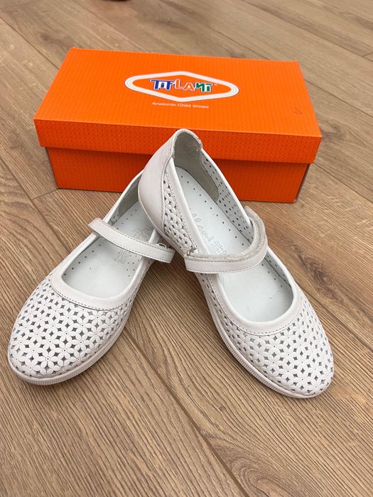 Новая обувь Tiflani на девочку