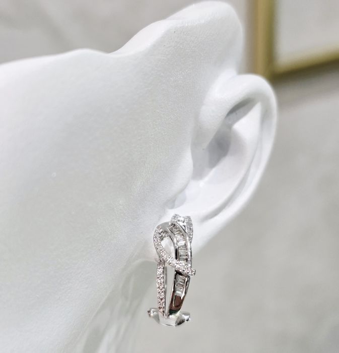 Красивы ювелирный комплект