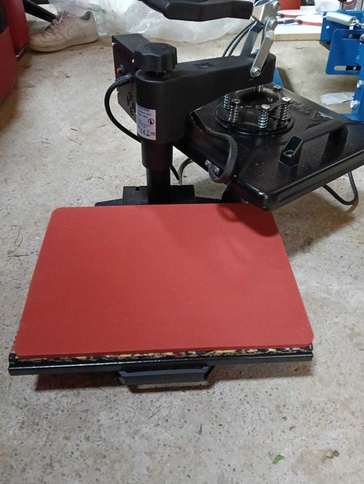 Afacere la Cheie: Studio Complet – Brother Disney, Presă & Serigrafie