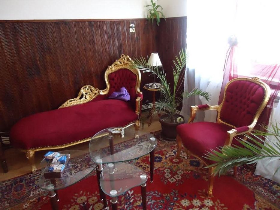 Лежанка и кресло антик барок