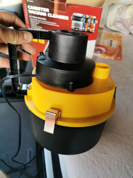 Aspirator auto (camion)