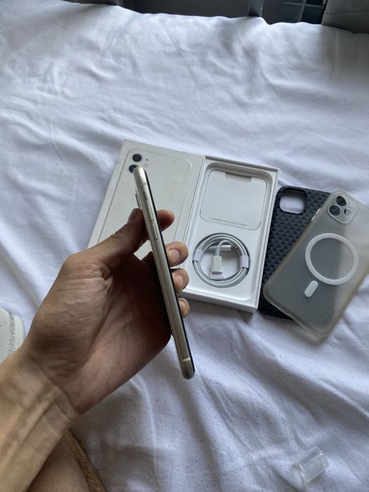 IPhone 11 128 gb 85% Батарея