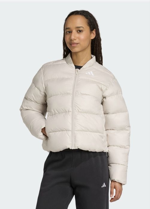 Adidas яке чисто ново