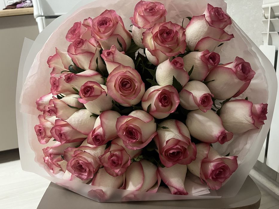 Цветы Роза 35 шт