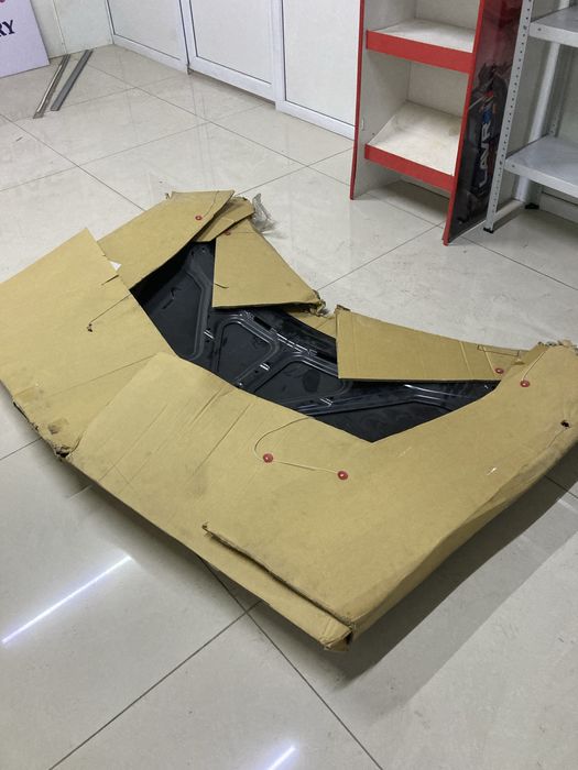 Капот на  Ниссан Кашкай
