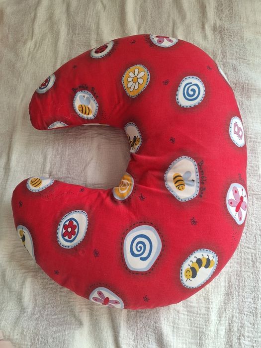 Възглавница за кърмене