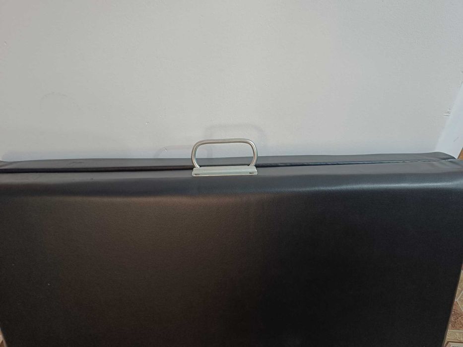 Кушетка складная