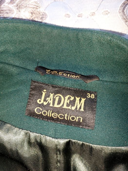 Продам  женское пальто