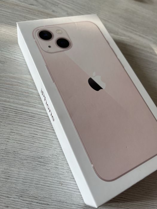 Iphone 13 pink idealni