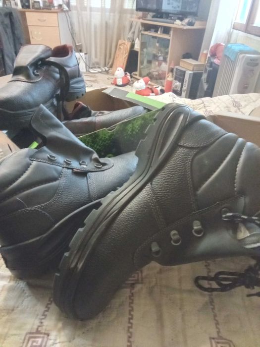 Обувки мъжки 46номер