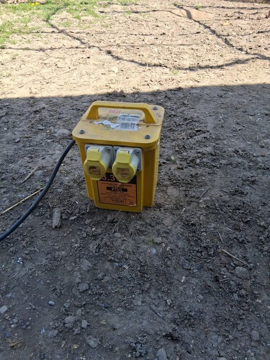 Makita 5903r 110V + Transformator