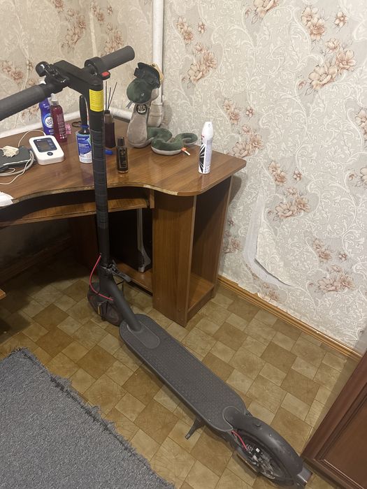 Продам самокат электро