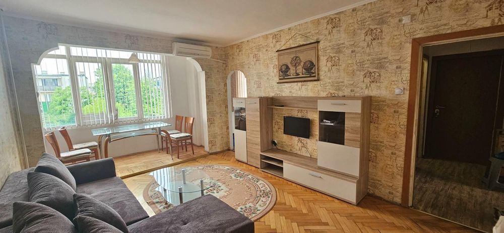 Дава се под наем Тристаен апартамент в София, Надежда 2 - 65 кв.м за 500 € - Снимка #1