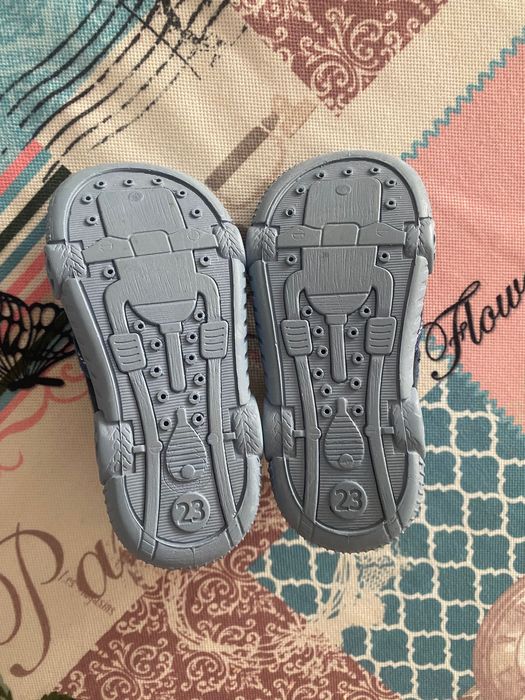 Детски пантофи Колев и Колев