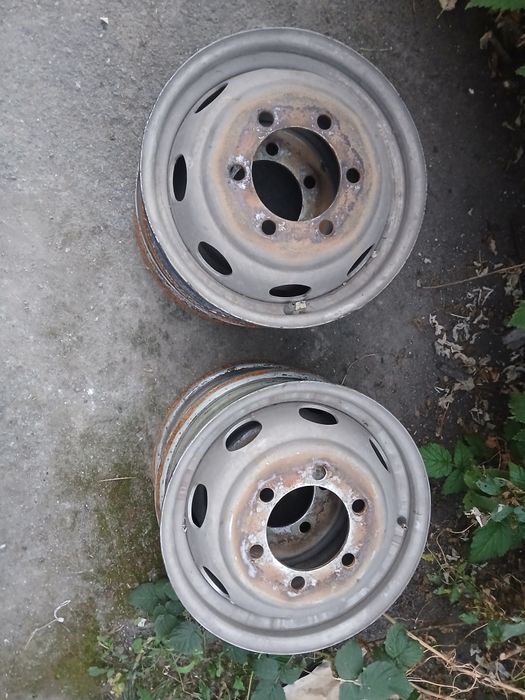 Продам диск на размер 14-15