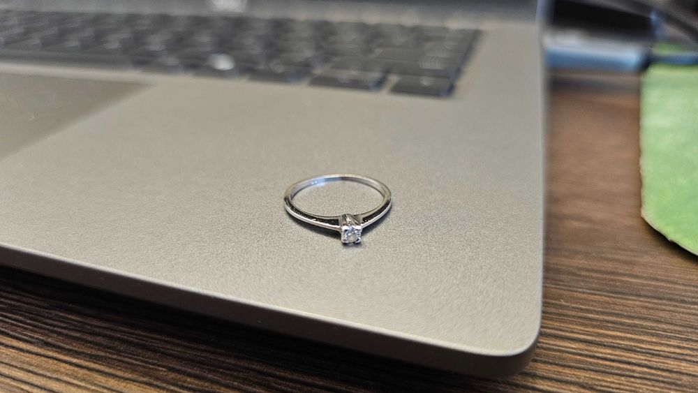 Inel aur alb cu diamant 8k - marime 12