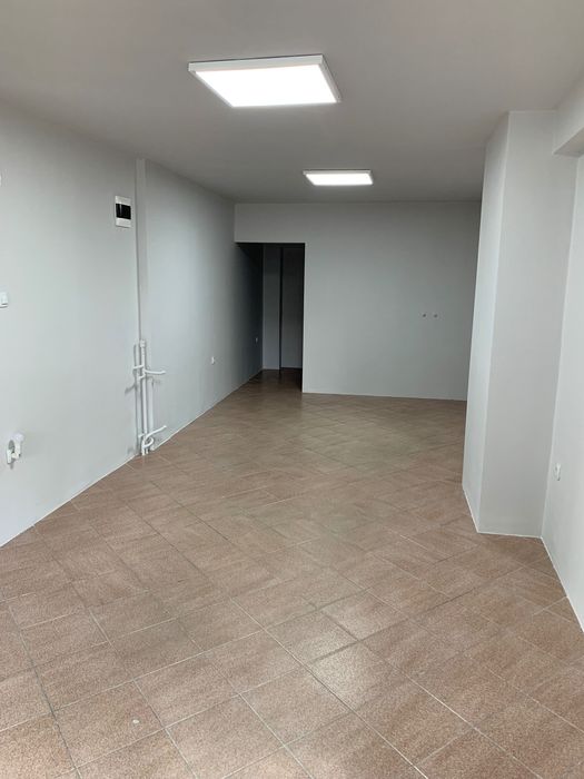 Дава се под наем Магазин в София, Център - 39 кв.м за 390 € - Снимка #15