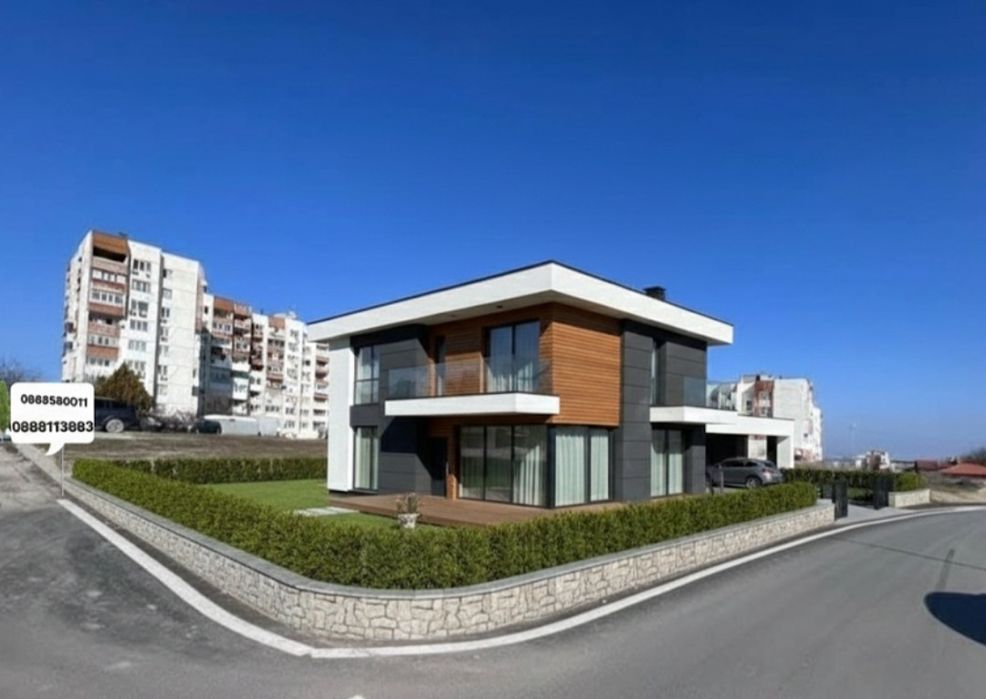 Парцел в Еверест