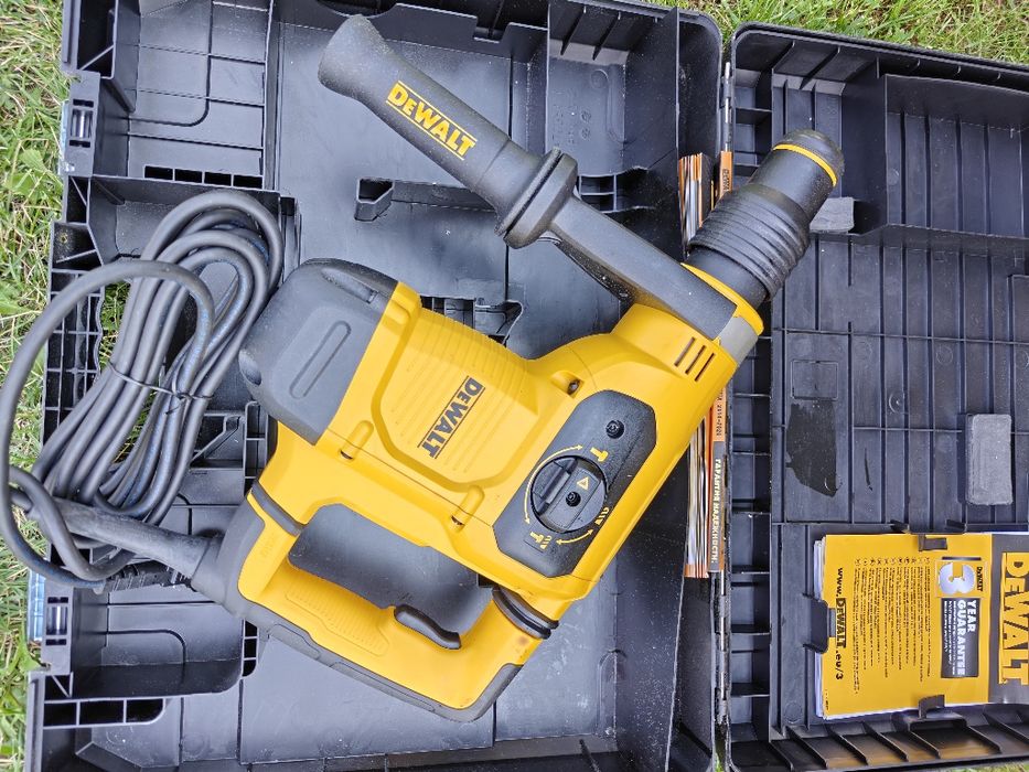 Перфоратор dewalt