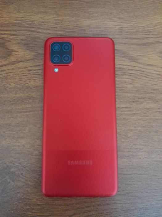 Продам самсунг а12 32 гб