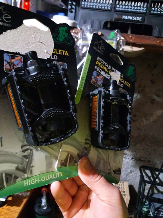 Нови педали за велосипед (комплект) - Weiaier