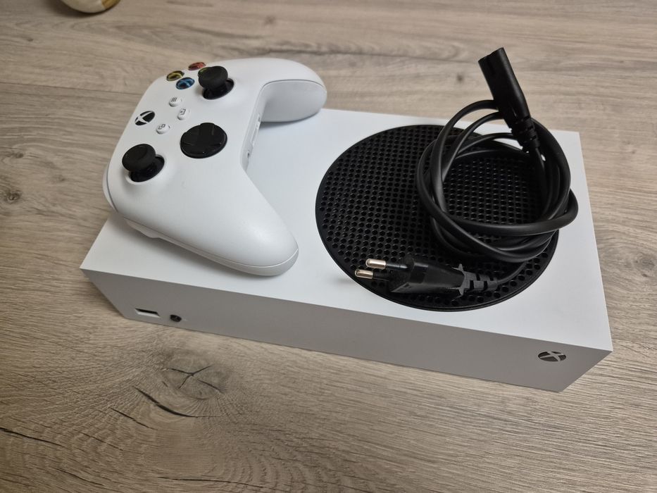 Продам Xbox Series S 512Gb