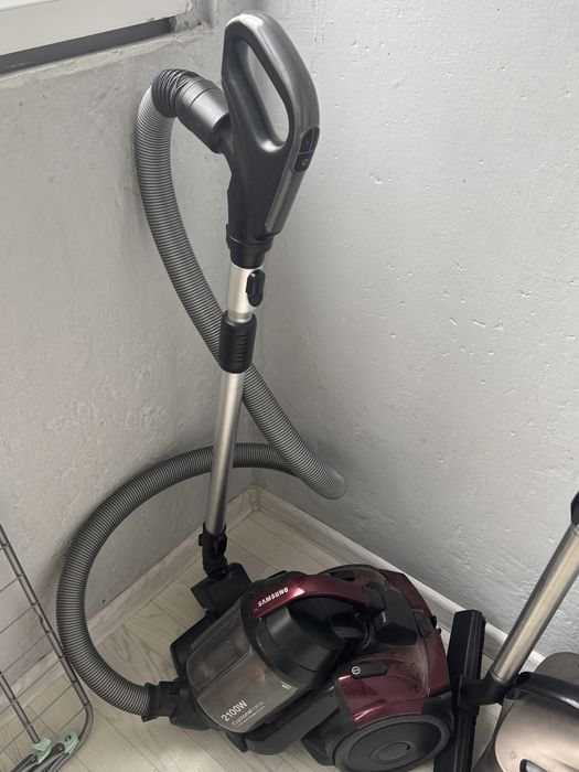 Пылесосы Samsung и Tefal