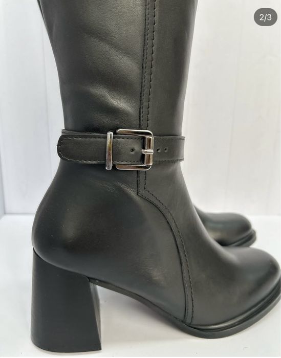 Продаю кожаные сапоги