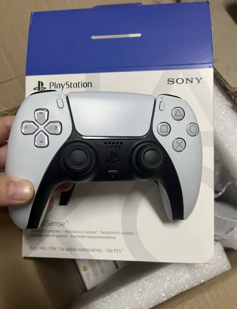 PS5 DualSense оригинальные джойстики ( новые в коробке): 59.50 у.е ...