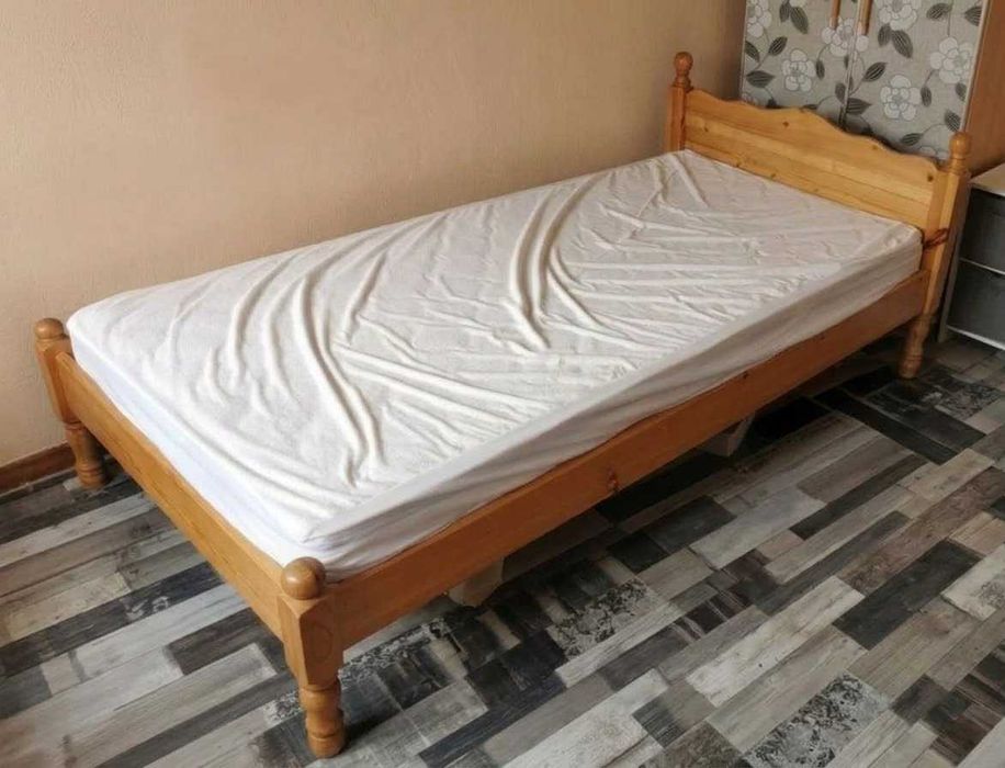 Легла от масивно дърво