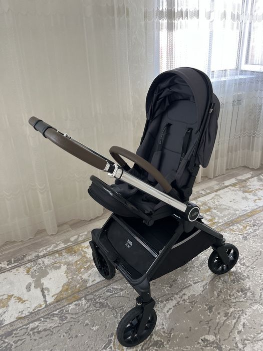 Продам коляску в отличном состояний