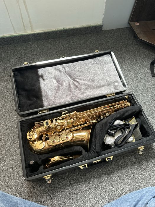 Саксафон альт