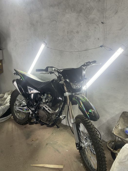 Продам эндуро 250сс